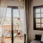 Alba Vista - Albatros Park In Golf Del Sur Tenerife - Heated Pool & Teide View Apartment San Miguel de Abona