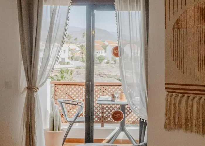 Alba Vista - Albatros Park In Golf Del Sur Tenerife - Heated Pool & Teide View 산미겔데아보나
