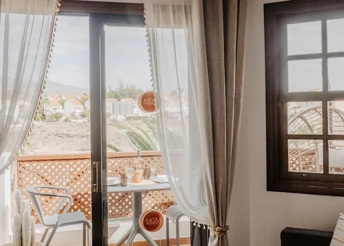 Alba Vista - Albatros Park In Golf Del Sur Tenerife - Heated Pool & Teide View Daire San Miguel de Abona